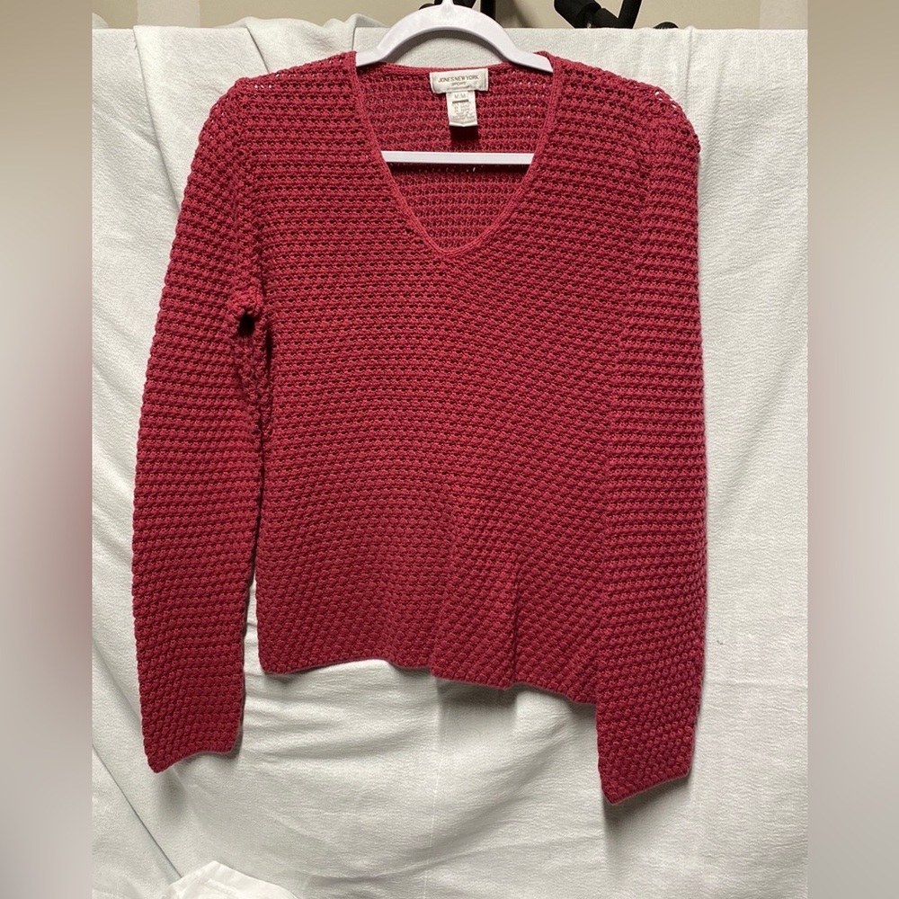 🔥🔥Jones New York woman’s sweater